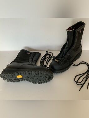 Danner Acadia 8in Black leather boots, Woman 5.5 M size, USA